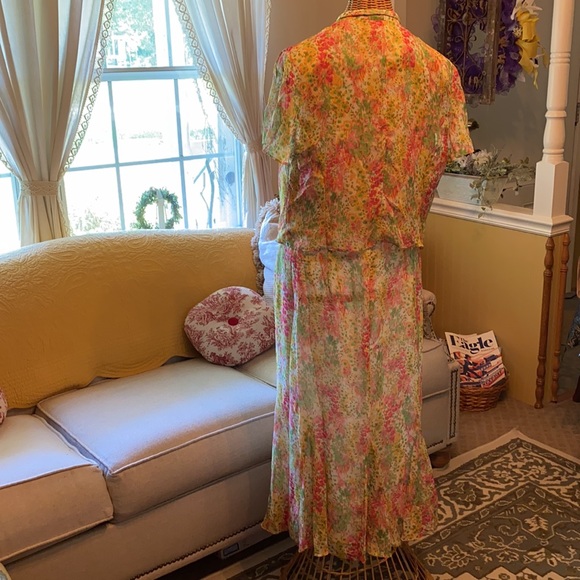 Lovely yellow print 2pc flouncy midi dress - Picture 4 of 7